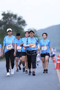 BIB: 8402, 067, 8176
                            <button type="button" onclick="openModal(3125246)" class="btn btn-primary btn-sm float-right btn-popup" data-toggle="modal" data-target=".modal-high-quality">
                        <i class="fas fa-shopping-cart"></i> Add to Cart
                    </button>
                                            <button type="button" onclick="isThisMe(3125246, true)" class="btn btn-success btn-sm float-right btn-popup btn-isme hidden" data-toggle="tooltip" data-placement="bottom" title="นี่คือรูปของคุณใช่ไหม คลิกที่นี่เพื่อเอาเข้าอัลบั้ม">
                        <i class="fas fa-plus"></i> Add to album
                    </button>
                    <button type="button" onclick="isThisMe(3125246, false)" class="btn btn-warning btn-sm float-right btn-popup btn-isnotme hidden">
                        <i class="fas fa-ban"></i> Remove from album
                    </button>